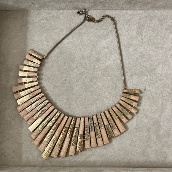 STATEMENT NECKLACE - Picture 2 of 2